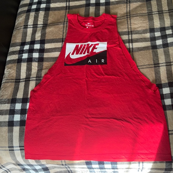 🔥🔥NIKE SHIRT🔥🔥 - Picture 1 of 3